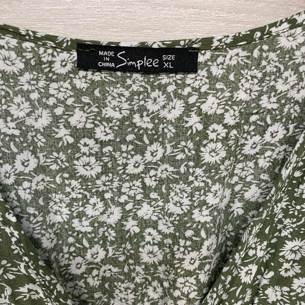 | Simplee | wrap dress. Size XL.* - Picture 10 of 10